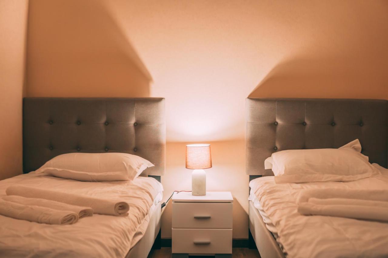 Apartment Sixteen Тбилиси Экстерьер фото
