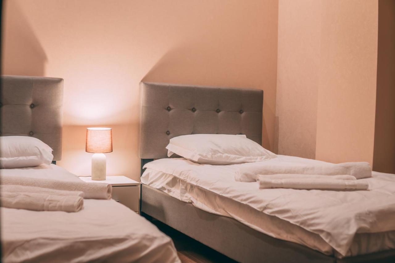 Apartment Sixteen Тбилиси Экстерьер фото