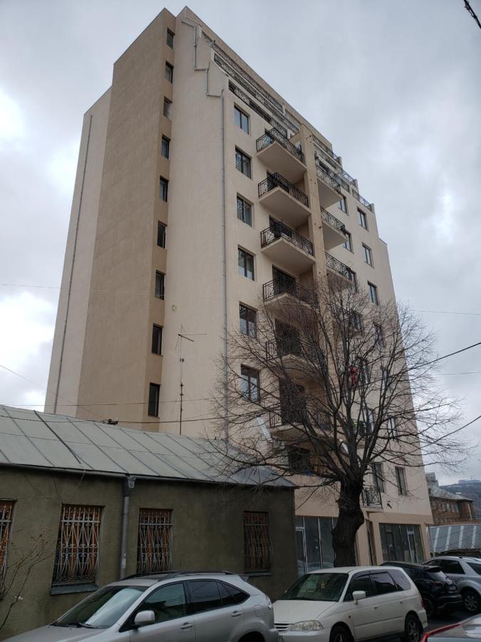 Apartment Sixteen Тбилиси Экстерьер фото